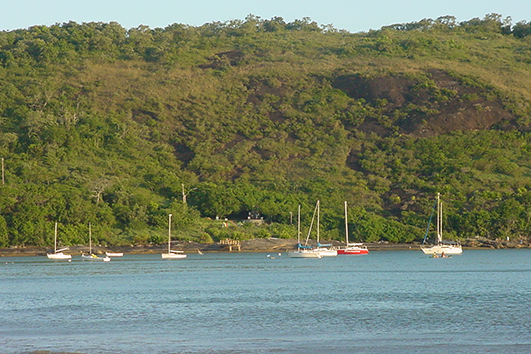 Morro-da-pescaria-vista-da-praia2.jpg